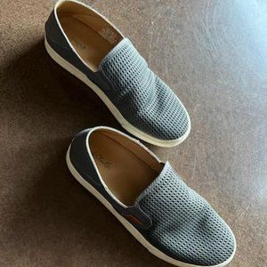 Olukai Pehuea slip ons size 8